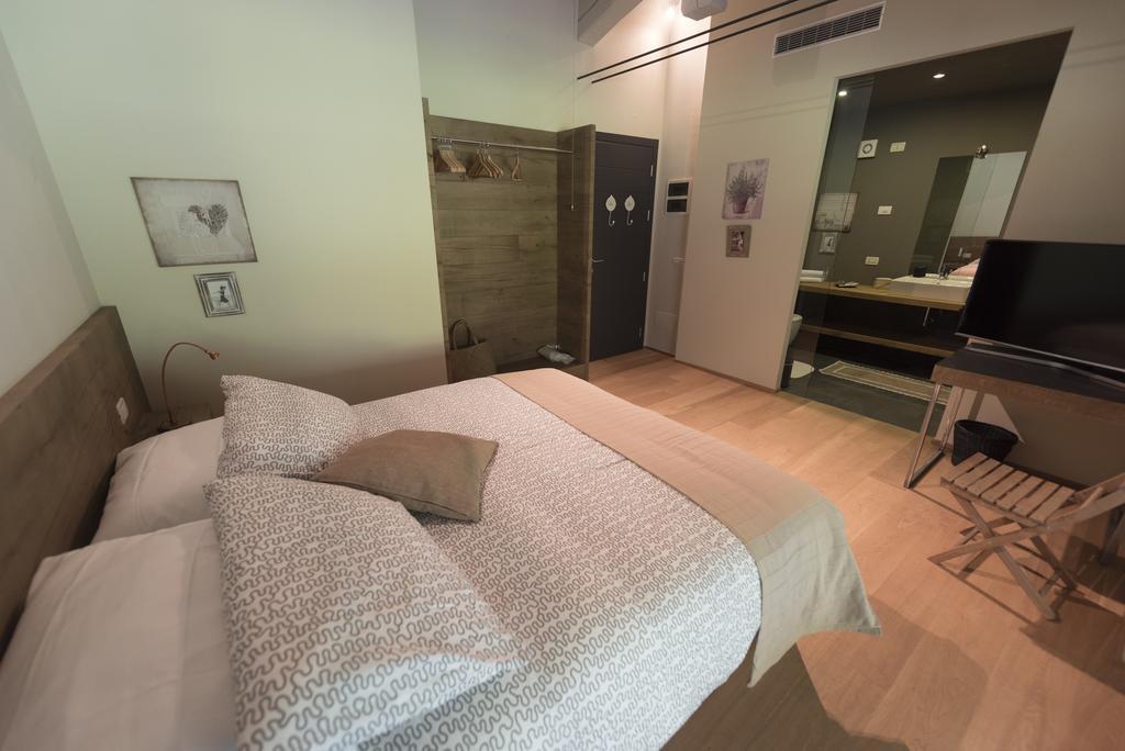 Agriturismo Locanda Del Pesco Collebeato Chambre photo