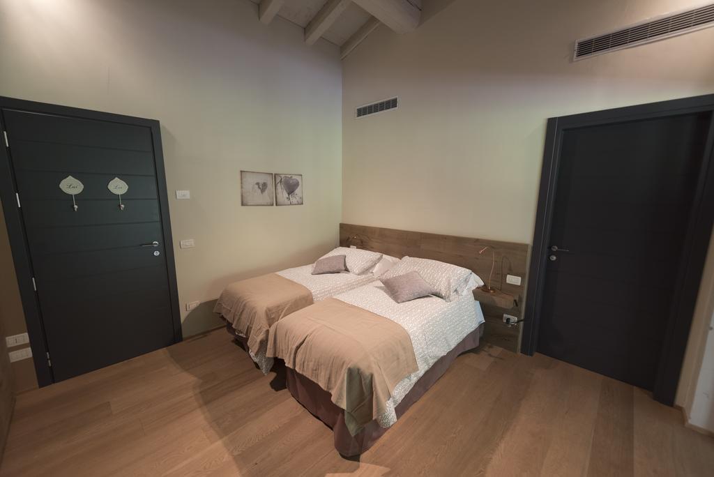 Agriturismo Locanda Del Pesco Collebeato Chambre photo